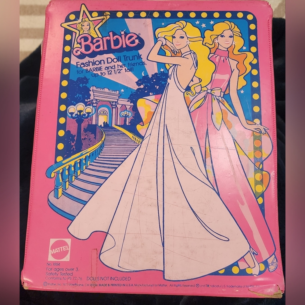 Vintage 1977 Mattel Barbie Pink and Blue Fashion Organizer For 12.5 Barbies